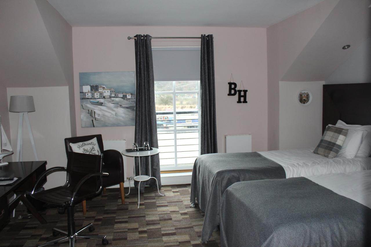 Отель The Boat House Kilsyth Экстерьер фото
